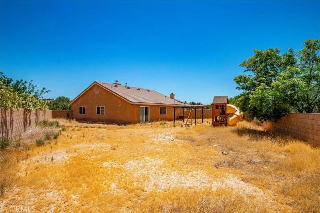 45265 Sancroft, Lancaster, CA 93535
