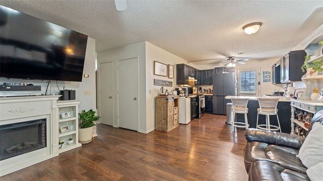 780-786 SE 1st Street, Gentry, AR 72736