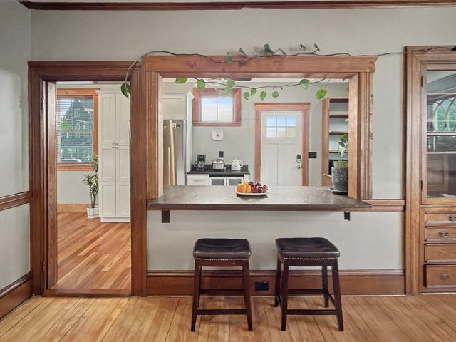 4 Westland St, Worcester, MA 01602
