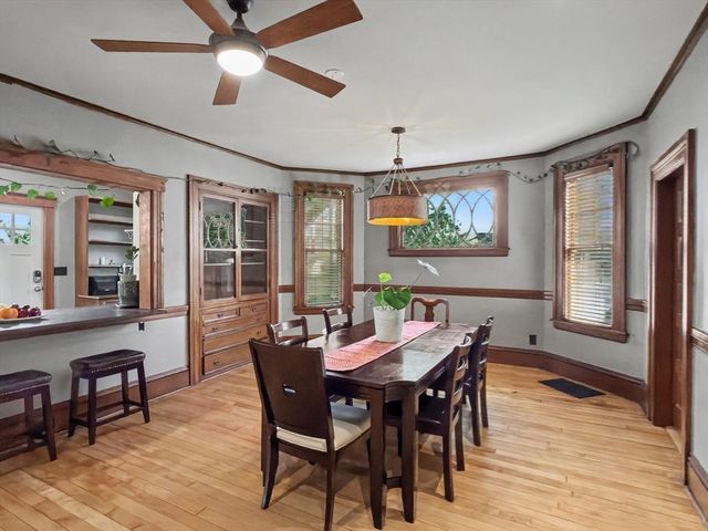 4 Westland St, Worcester, MA 01602