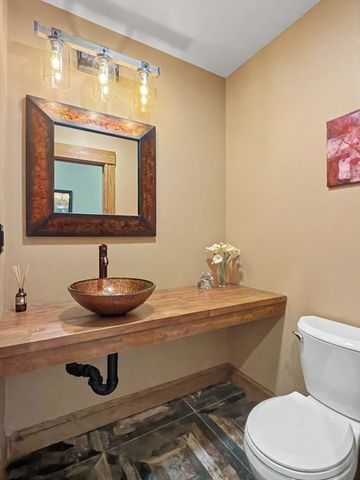 4 Westland St, Worcester, MA 01602