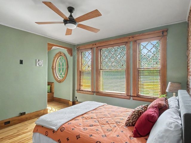 4 Westland St, Worcester, MA 01602