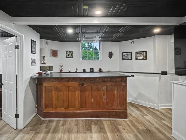 4 Westland St, Worcester, MA 01602