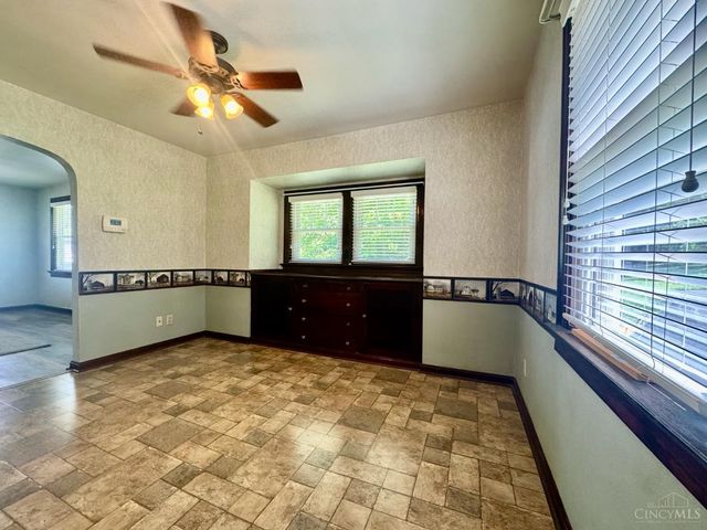 1649 Lionel Avenue, Cincinnati, OH 45214
