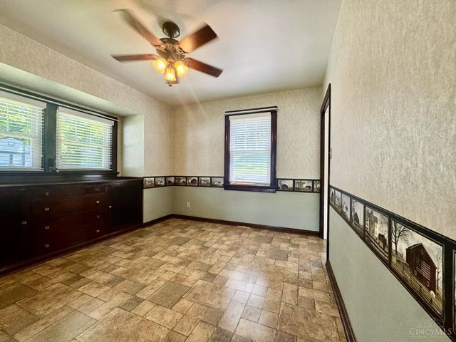 1649 Lionel Avenue, Cincinnati, OH 45214
