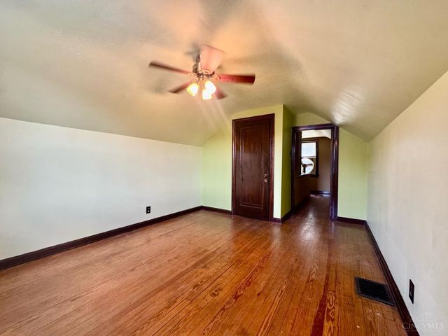1649 Lionel Avenue, Cincinnati, OH 45214