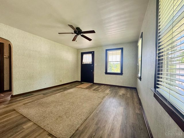 1649 Lionel Avenue, Cincinnati, OH 45214