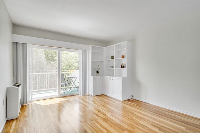 231 Coolidge Ave 410, Watertown, MA 02472