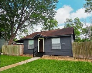 1211 3rd Street, League City, TX 77573