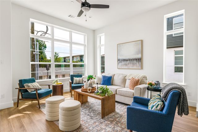 13325 Bee Street 302, Farmers Branch, TX 75234