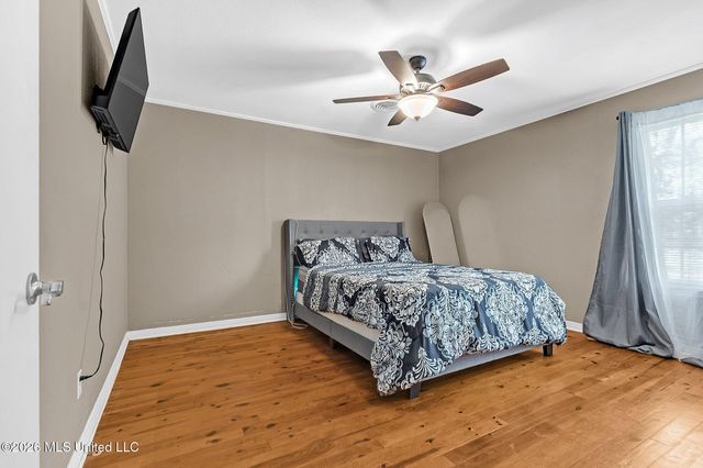 321 Panola Avenue, Batesville, MS 38606