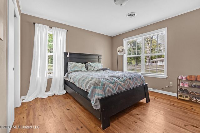 321 Panola Avenue, Batesville, MS 38606