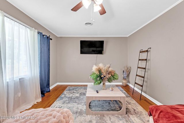 321 Panola Avenue, Batesville, MS 38606