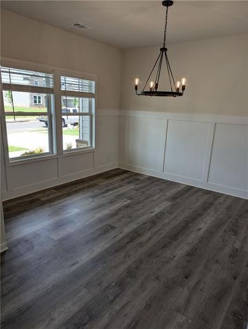 306 Rodeo Drive, Auburn, GA 30011