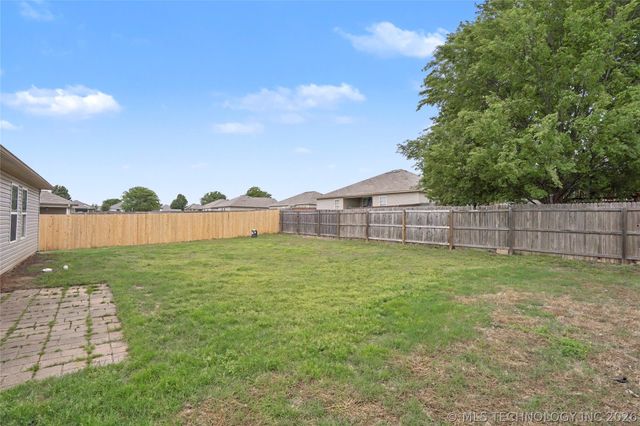 2612 W El Dorado Street, Broken Arrow, OK 74011