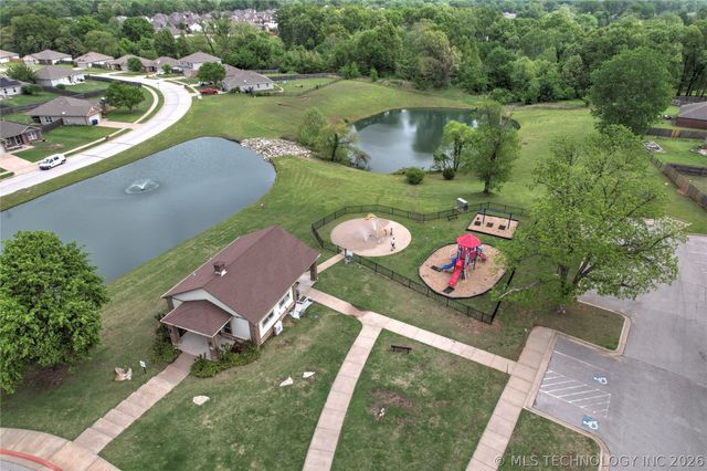 2612 W El Dorado Street, Broken Arrow, OK 74011