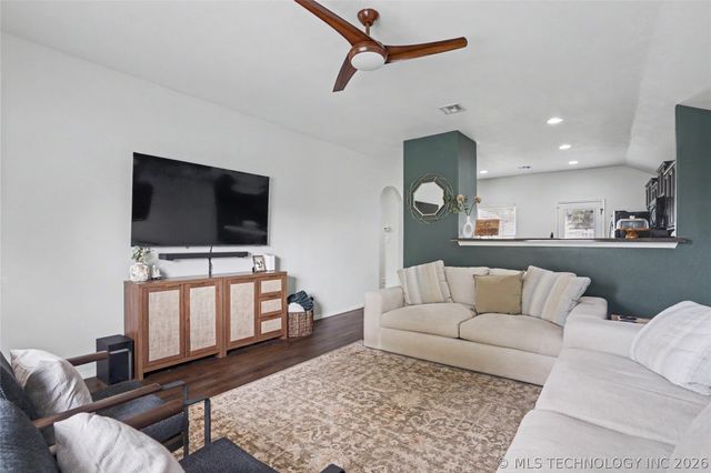 2612 W El Dorado Street, Broken Arrow, OK 74011