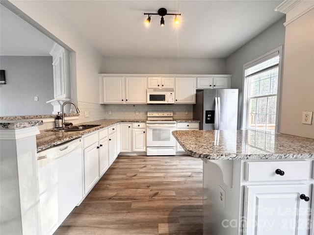 10415 Winslet Drive, Charlotte, NC 28277