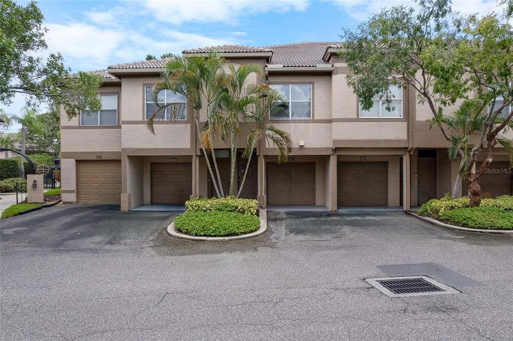 611 ARBOR LAKE LANE, Tampa, FL 33602