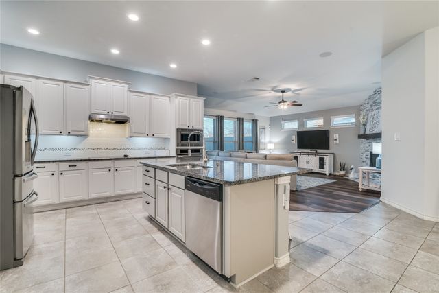 302 Amber Lane, Nevada, TX 75173