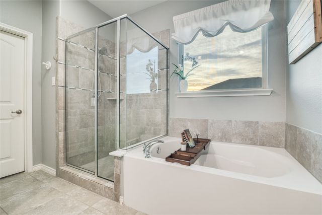 302 Amber Lane, Nevada, TX 75173