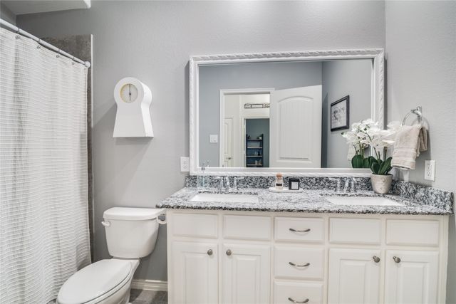 302 Amber Lane, Nevada, TX 75173