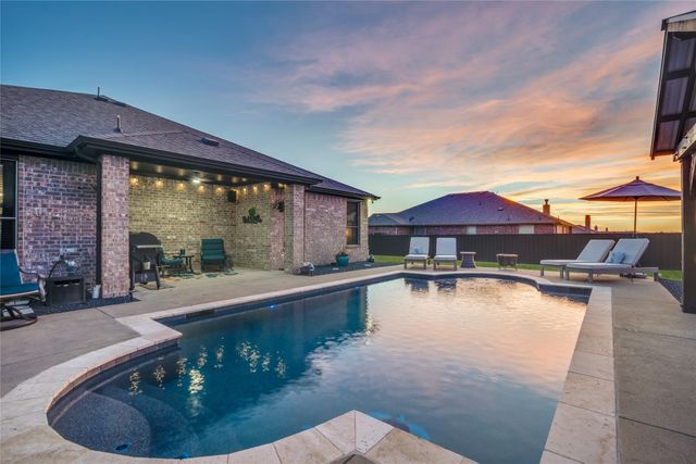 302 Amber Lane, Nevada, TX 75173