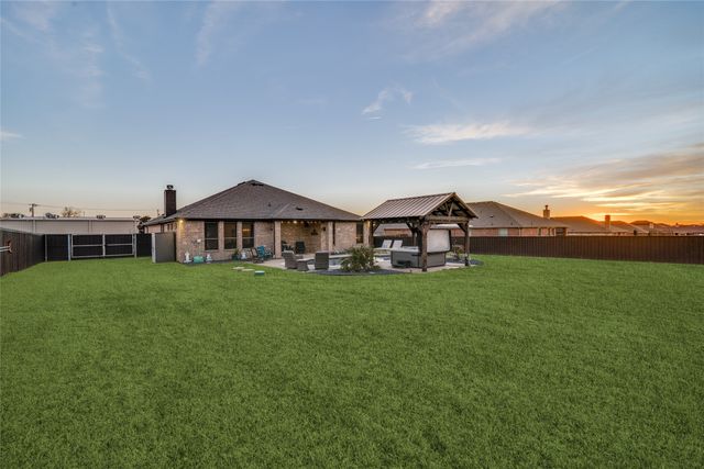 302 Amber Lane, Nevada, TX 75173