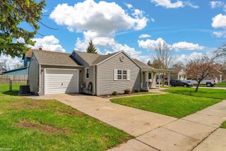 922 16th Street, Port Huron, MI 48060
