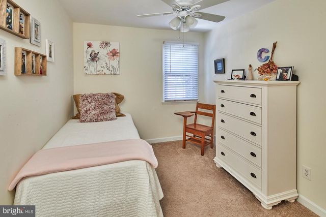 214 POTOMAC RD, Wilmington, DE 19803