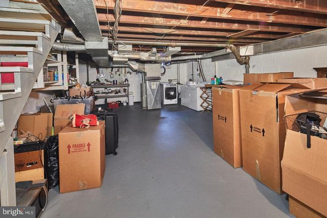 214 POTOMAC RD, Wilmington, DE 19803