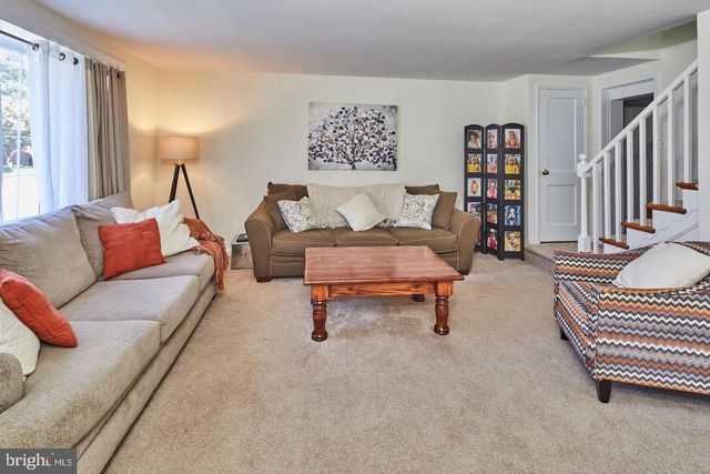 214 POTOMAC RD, Wilmington, DE 19803