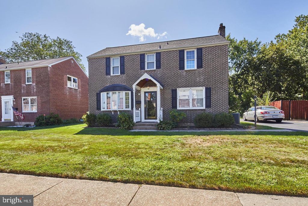 214 POTOMAC RD, Wilmington, DE 19803