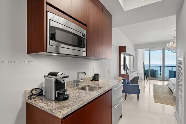 9703 Collins Ave 2515, Bal Harbour, FL 33154