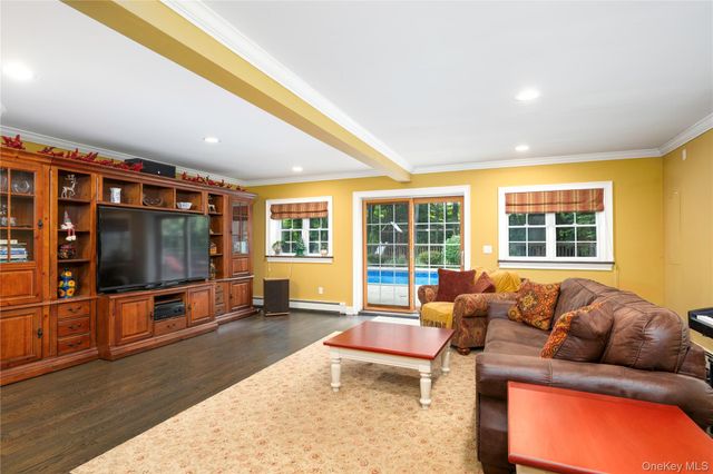60 Traver Road, Pleasant Valley, NY 12569