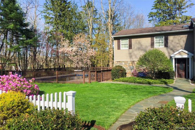 60 Traver Road, Pleasant Valley, NY 12569