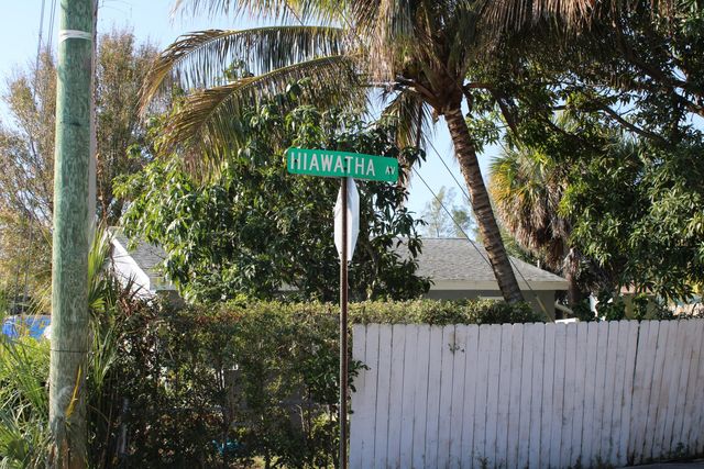 2619 Hiawatha Avenue, West Palm Beach, FL 33409