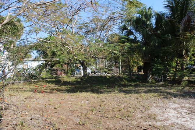 2619 Hiawatha Avenue, West Palm Beach, FL 33409