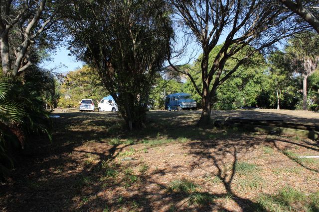 2619 Hiawatha Avenue, West Palm Beach, FL 33409