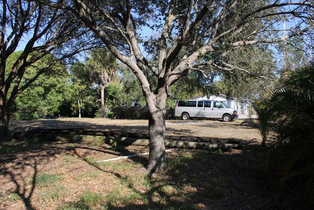 2619 Hiawatha Avenue, West Palm Beach, FL 33409