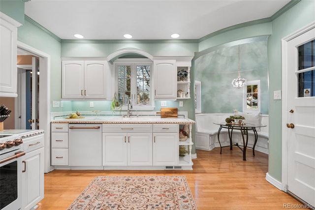 5530 E 6th Avenue, Denver, CO 80220