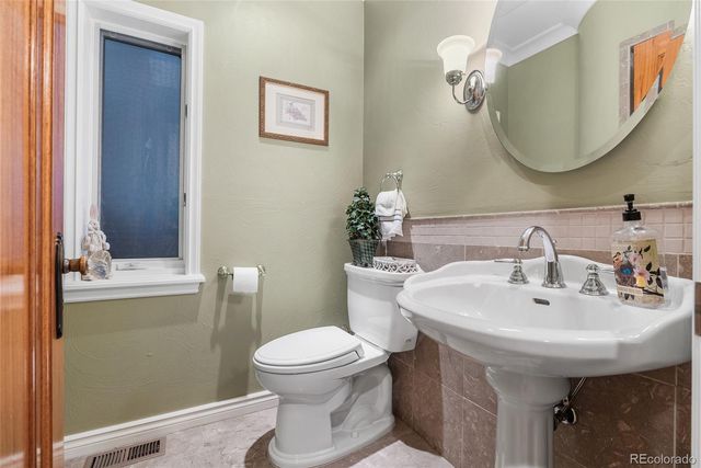 5530 E 6th Avenue, Denver, CO 80220