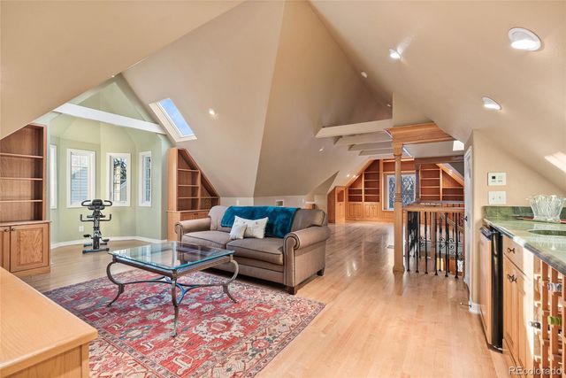 5530 E 6th Avenue, Denver, CO 80220