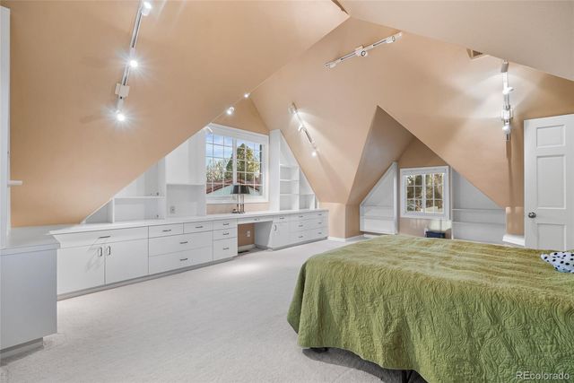 5530 E 6th Avenue, Denver, CO 80220