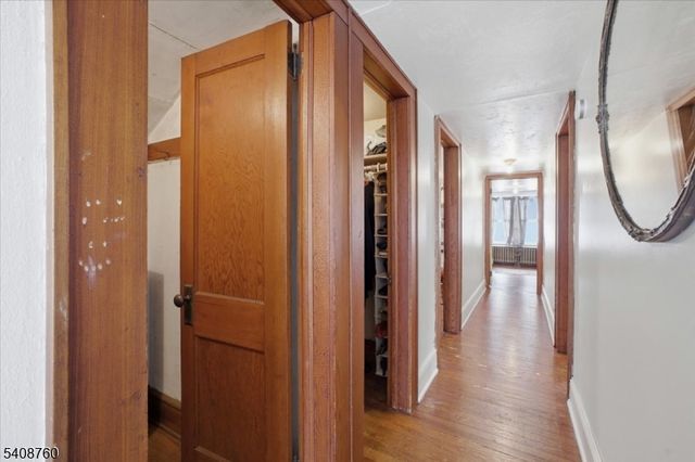 69 Kostenbader Rd, Hope Twp., NJ 07825