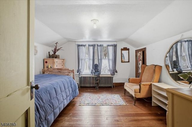 69 Kostenbader Rd, Hope Twp., NJ 07825