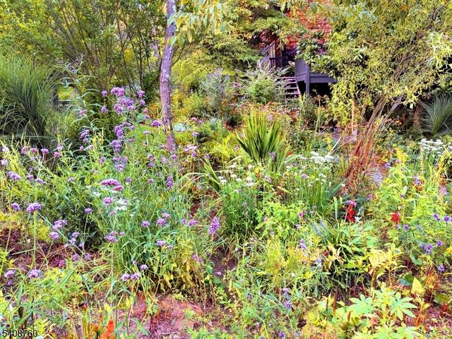 69 Kostenbader Rd, Hope Twp., NJ 07825