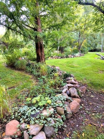 69 Kostenbader Rd, Hope Twp., NJ 07825