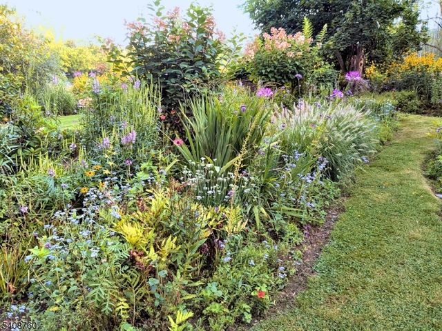 69 Kostenbader Rd, Hope Twp., NJ 07825