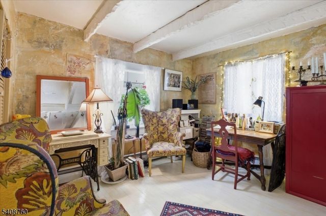 69 Kostenbader Rd, Hope Twp., NJ 07825